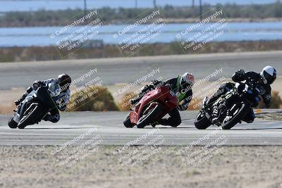 media/Nov-16-2025-Race Pace (Sun) [[8c5fa54630]]/Verified Riders/3-Turn 14 (1045am)/